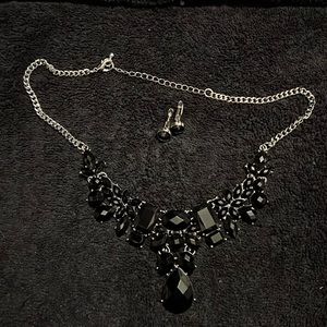 Excellent Condition Necklace & Earrings Set from Kohls